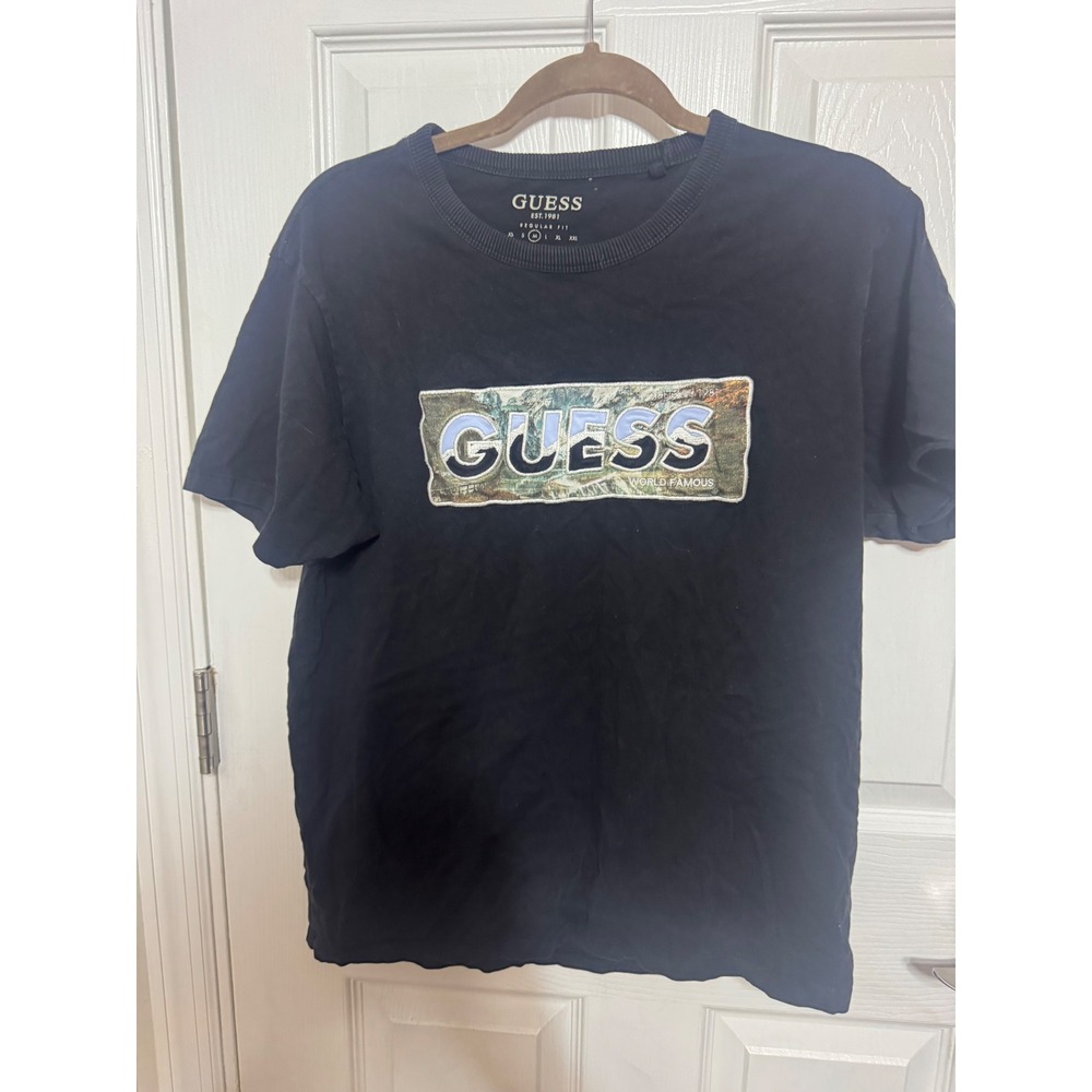 Guess World Famous Graphic Tee Black Regular Fit Short Sleeve Shirt Mens Medium